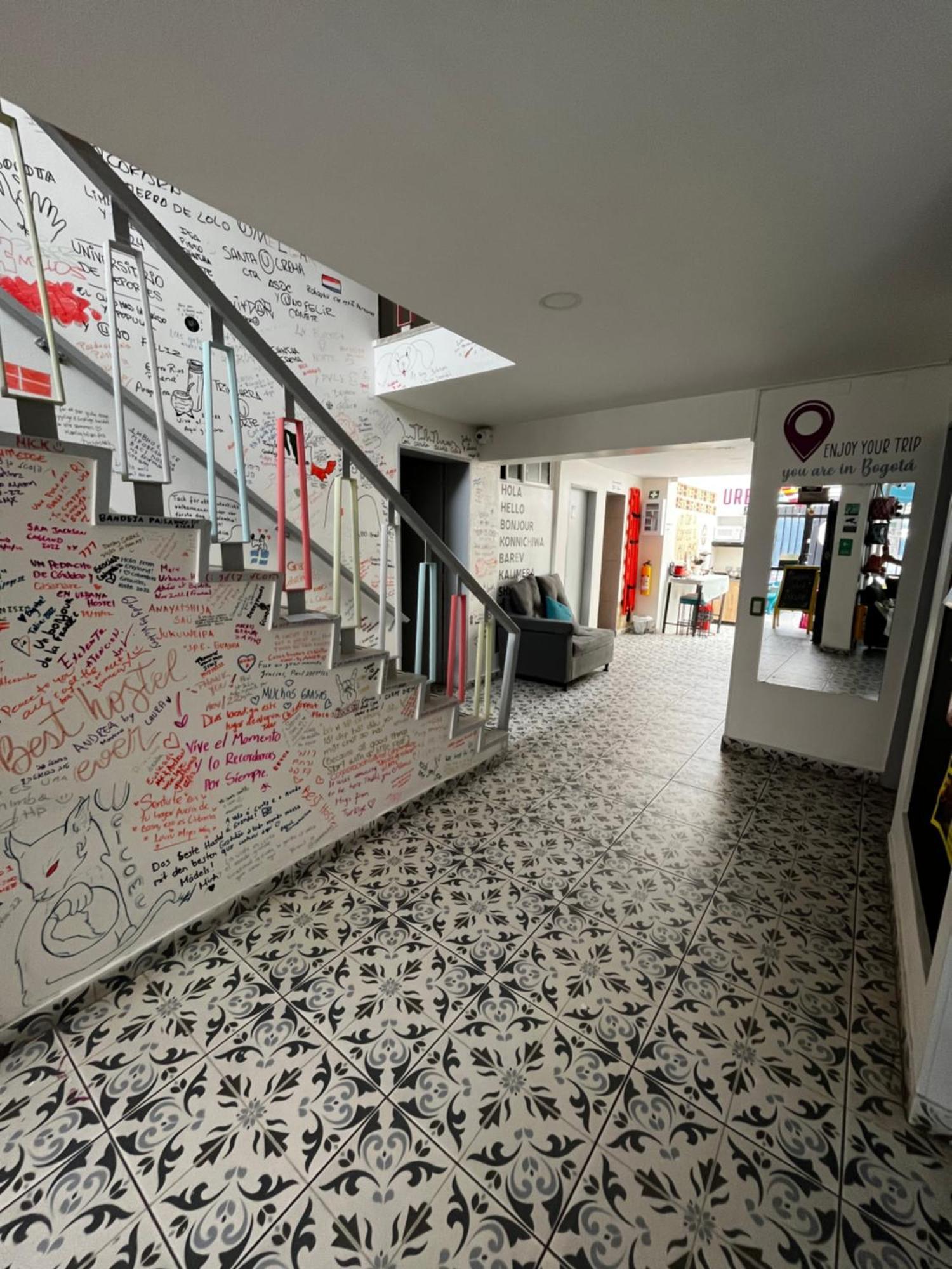 Urbana Hostel Bogotá Eksteriør billede