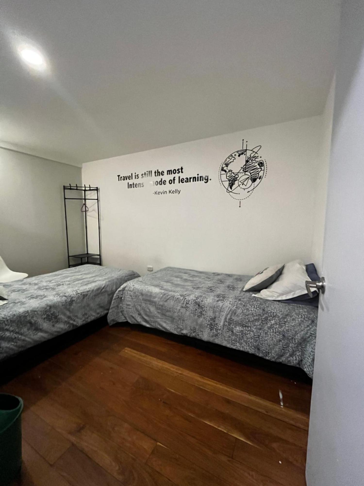 Urbana Hostel Bogotá Værelse billede